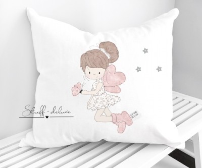 Fee Mia 10x10