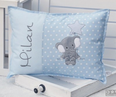 Fanti mit Sternchenballon sitzend 18x30